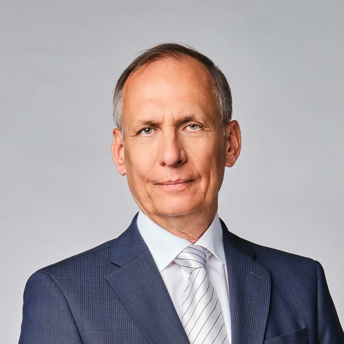Gábor Poros, Chief Operating Officer