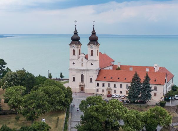 Tihanyi Apátság